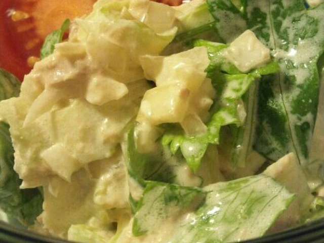葉がおいしい!セロリのサラダ